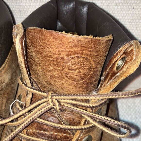 Timberland boys / girls size 5 1/2 Rustic Brown Leather Boots - FAIR condition - Picture 6 of 15